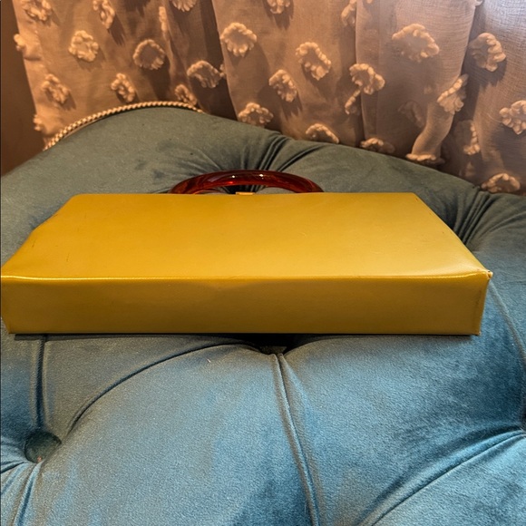 Elegant Vintage Olive Clutch with Amber Handle (Bakelite ?) - Picture 5 of 5